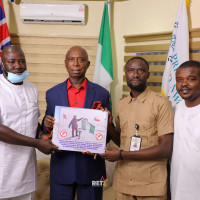 The Initiator of the Malaria Eradication Project @princenednwoko shared some key pointers for economic development in Nigeria with
the Executives of the National Association Of Nigeria Students (NANS) led by its President, Comr. Danielson Bamidele Akpan on a courtesy visit to the former in Abuja. They pledged their support for the Malaria Project and promised to work with us particularly in the area of advocacy, orientation and grassroot mobilization.
#NedNwokoMalariaEradicationProject