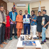 Dbanj, Clarence Peters, Kswitch, Cheeky Cheezy pay Prince Ned a courtesy visit, pledge to join the fight to Eradicate Malaria in Africa starting from Nigeria.